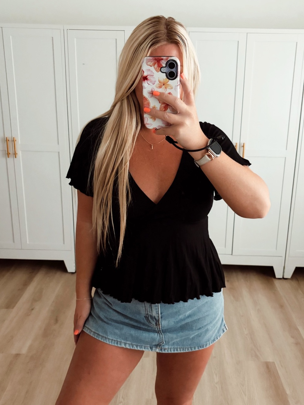 Black v neck babydoll top
